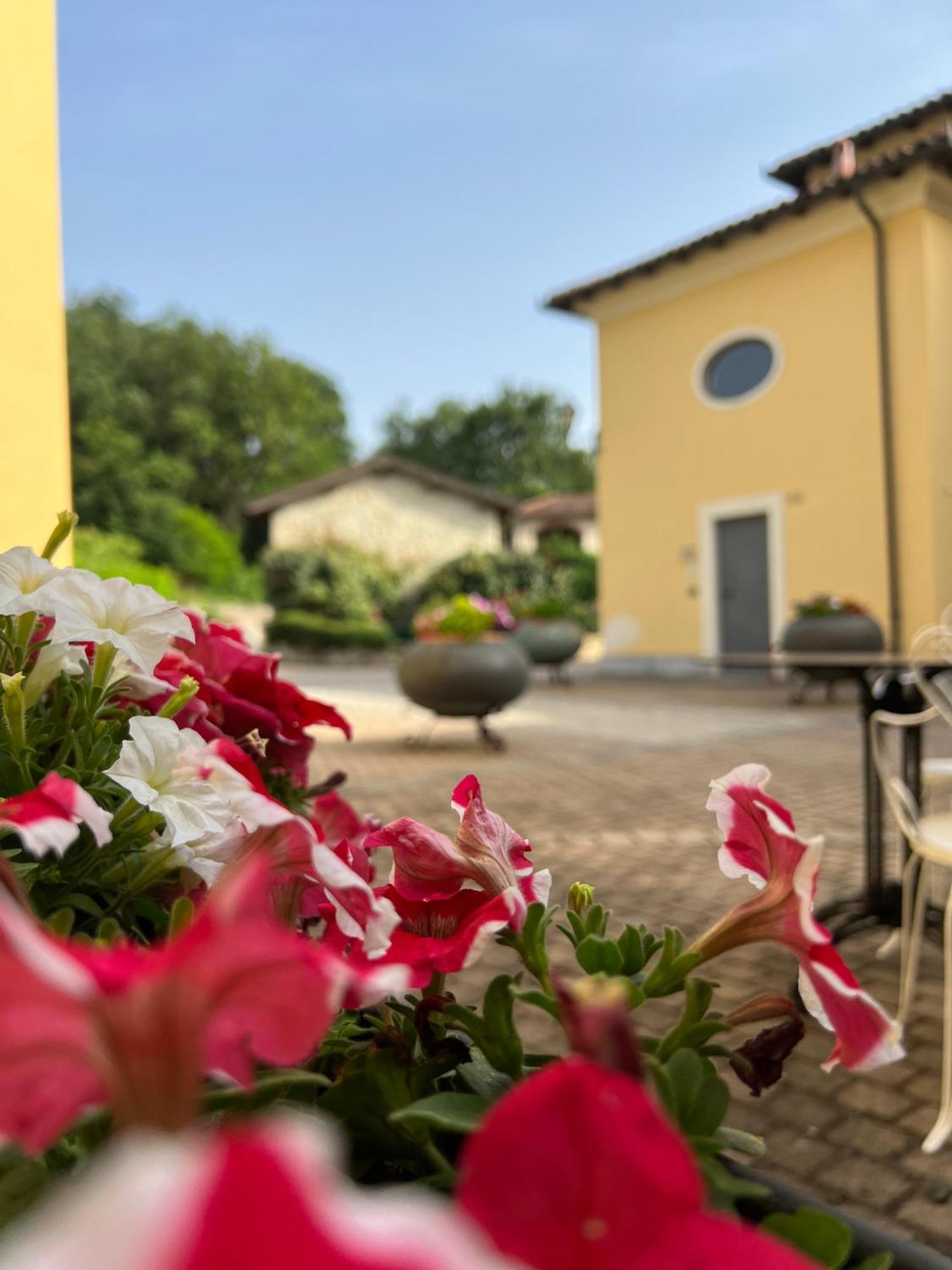 Casale Milleseicento Guest House Gavi Exterior foto